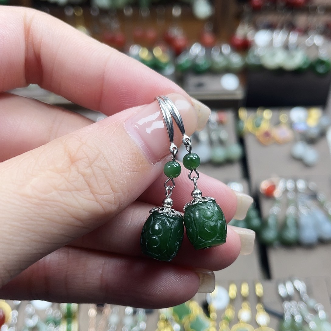 和田玉银S925镶嵌耳饰