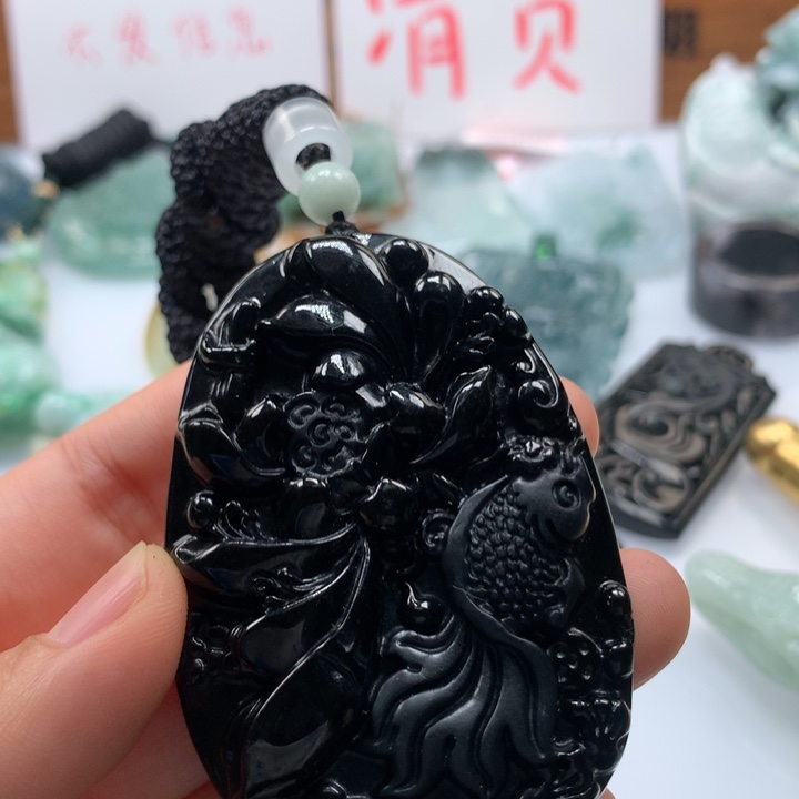 翡翠颈饰未镶嵌保真天然A货翡翠