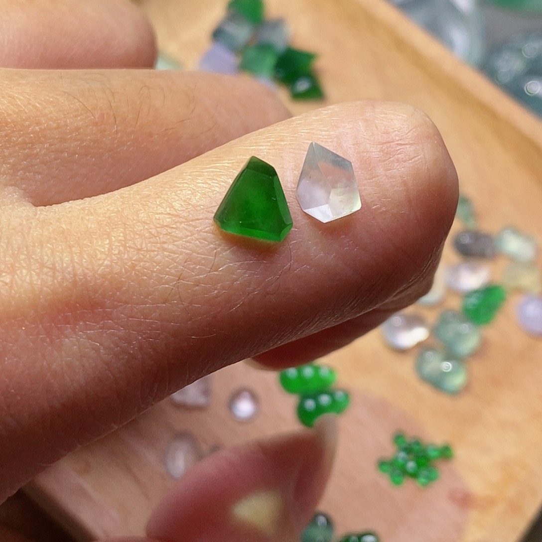 翡翠颈饰未镶嵌翡翠