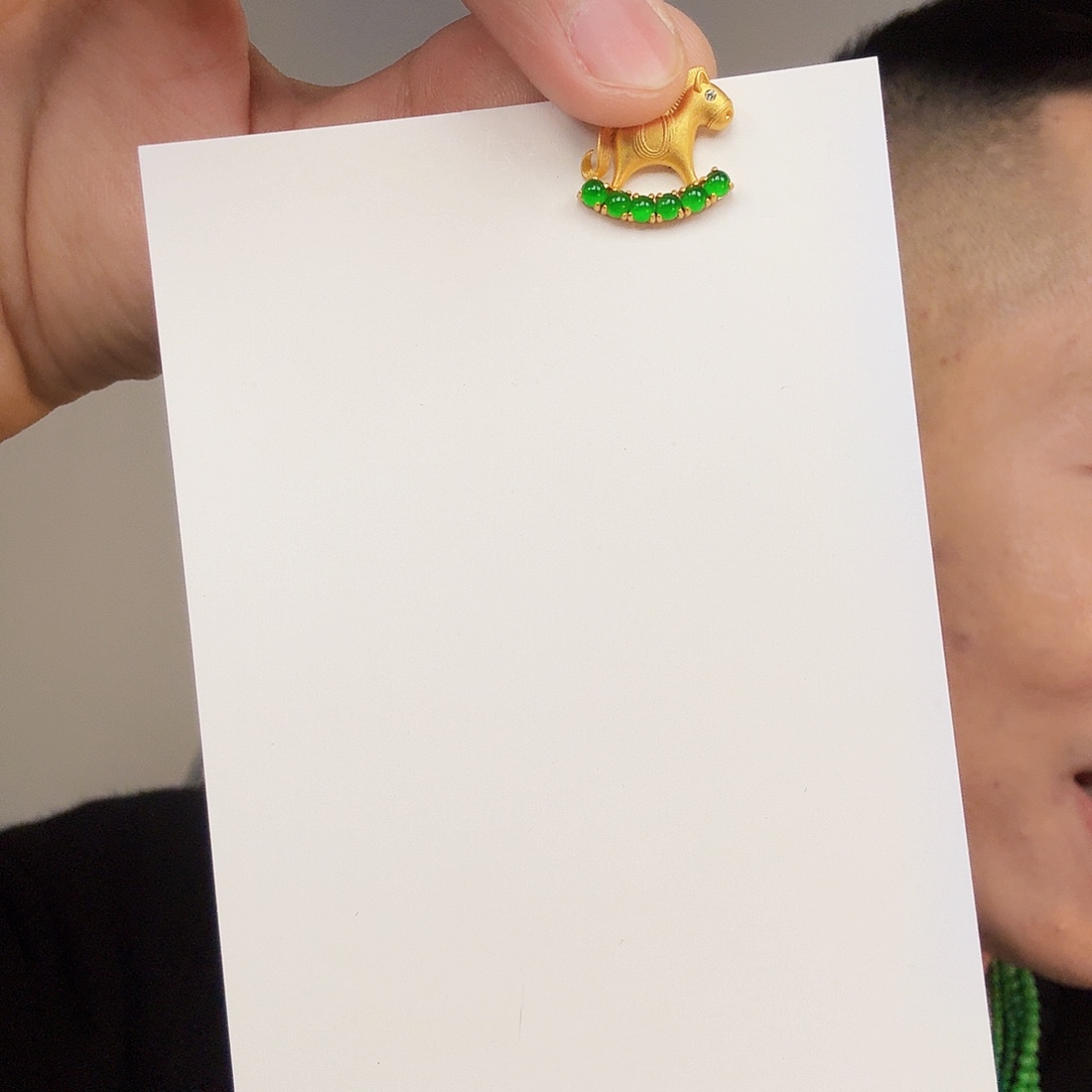 翡翠银S925镶嵌颈饰一件