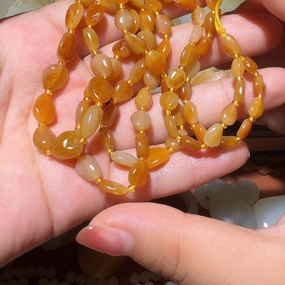 夏***风和田玉未镶嵌颈饰