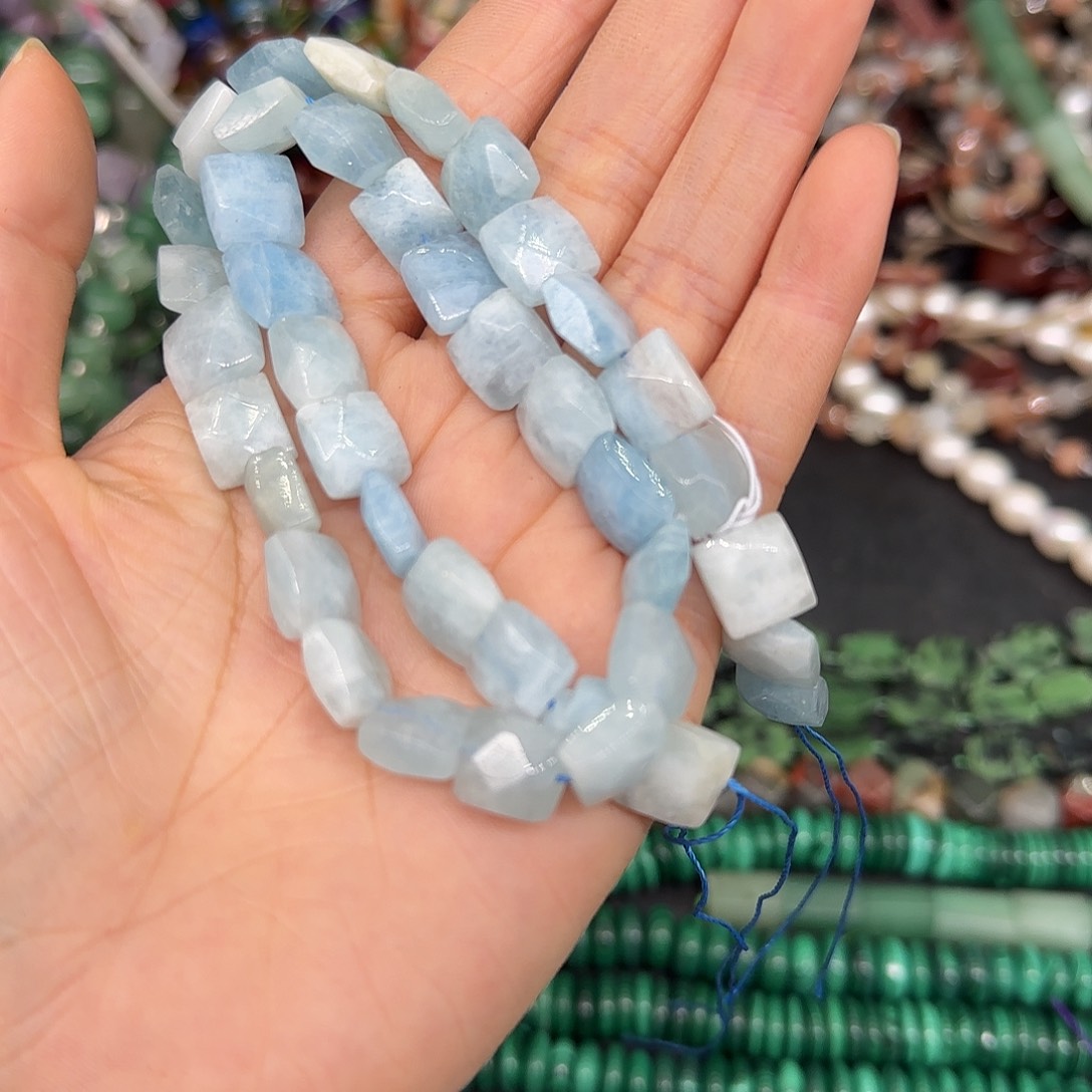 玛瑙/玉髓合金珠宝半成品海蓝宝9mm方块一条