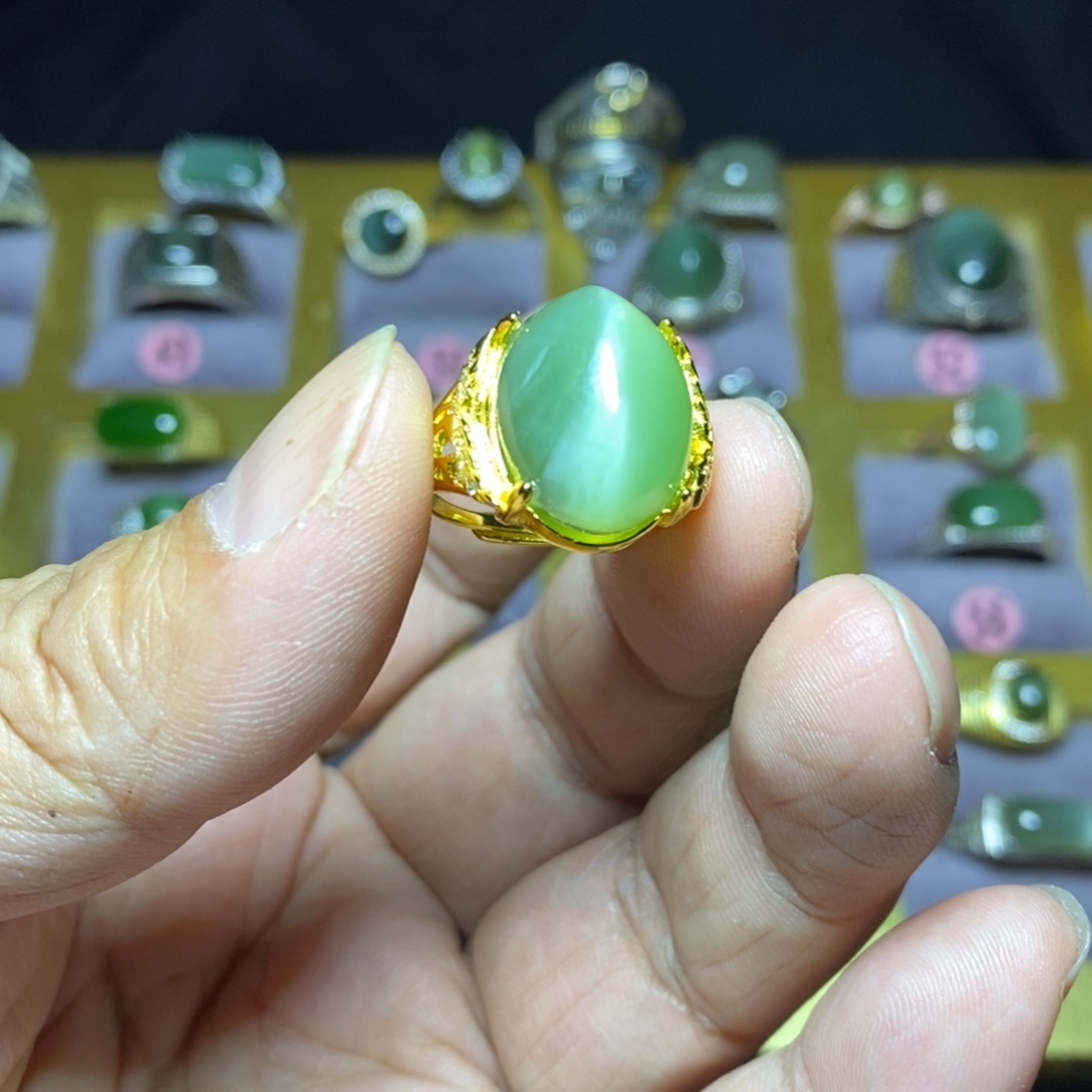 和田玉（碧玉）戒指未镶嵌