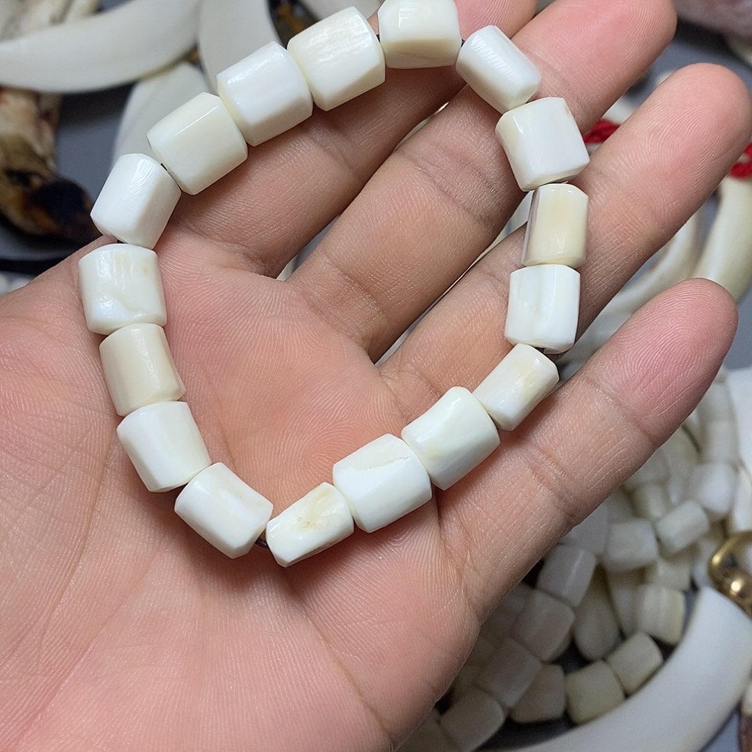 猪牙手串/手链猪大牙