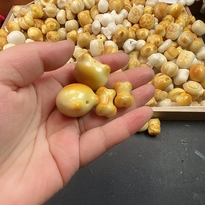 无非金属一**咪瑕疵散珠4个不换不退