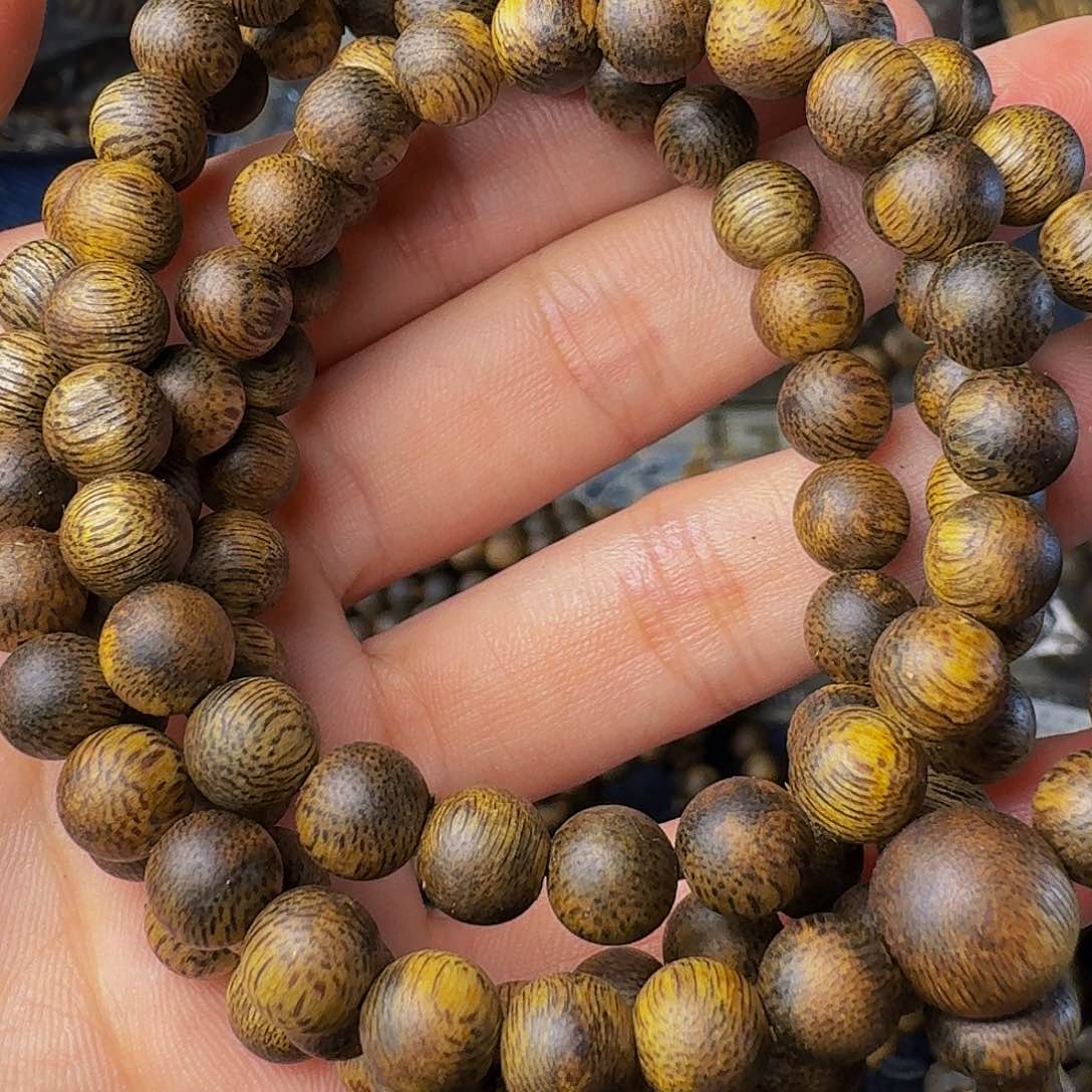 沉香手串老白棋卡七圆珠