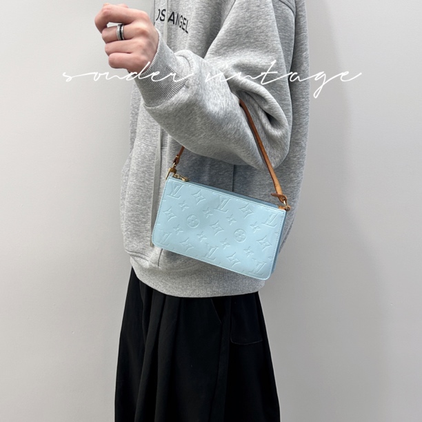95新 LouisVuitton/路易威登 Louis Vuitton/路易威登蓝色手提包