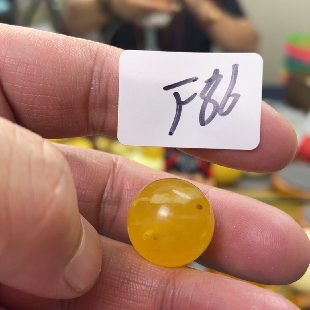 手链琥珀未镶嵌多样性发，发其中一件