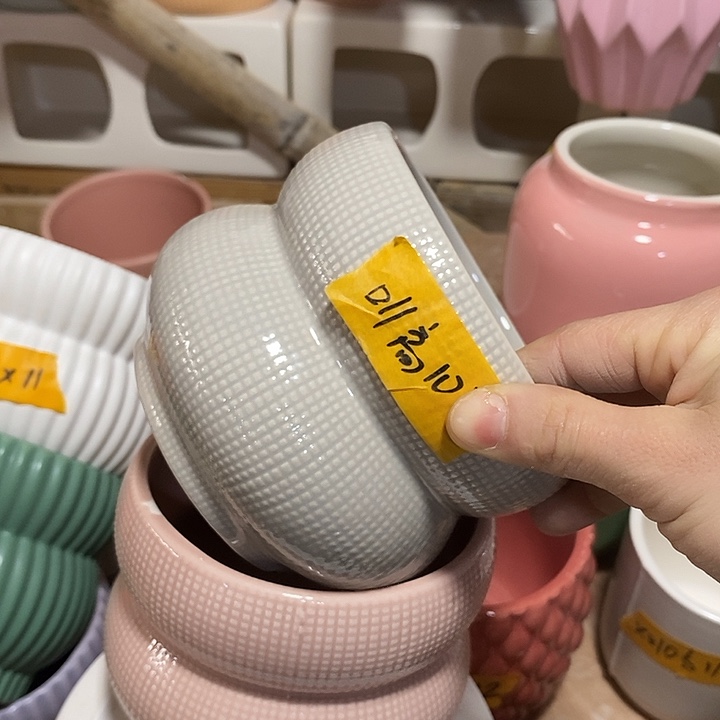 陶盆有孔 瑕疵针孔漏釉介意勿拍外口 11外高10