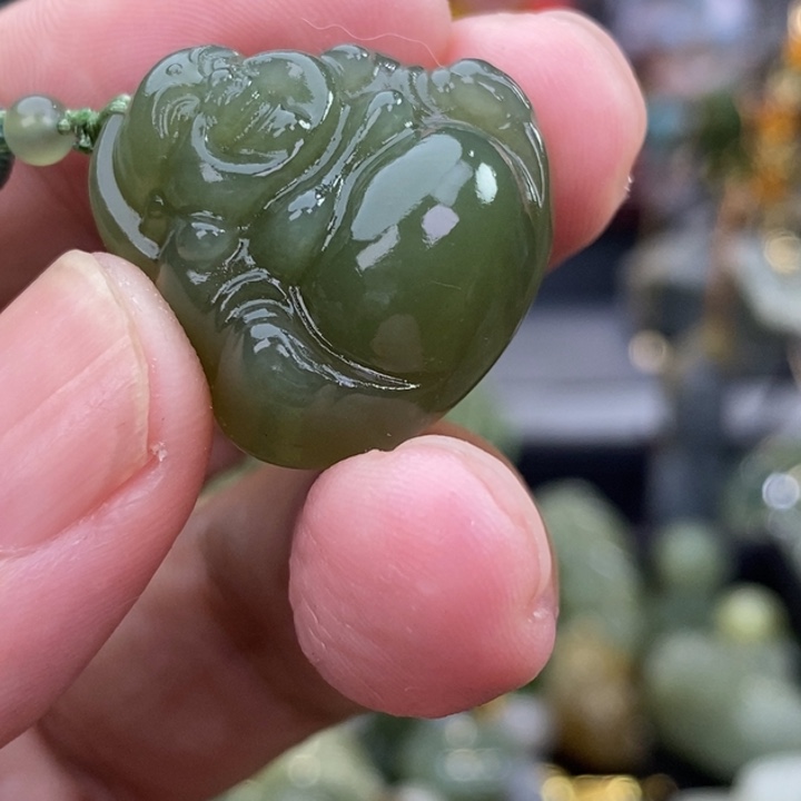 颈饰未镶嵌和田玉