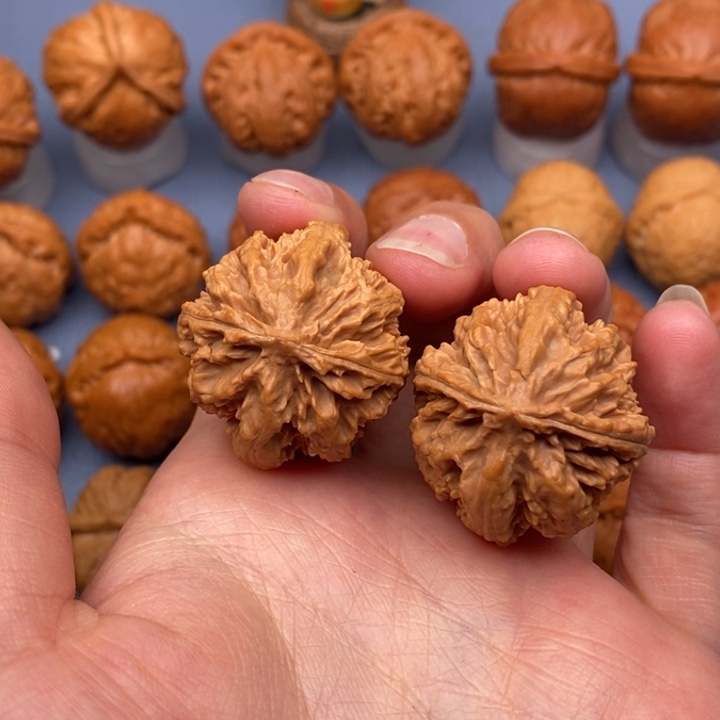 文玩核桃把件京八棱