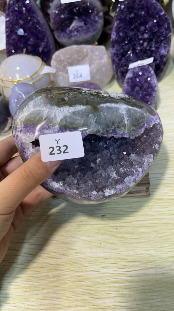 钱袋子浅紫色紫水晶好看的