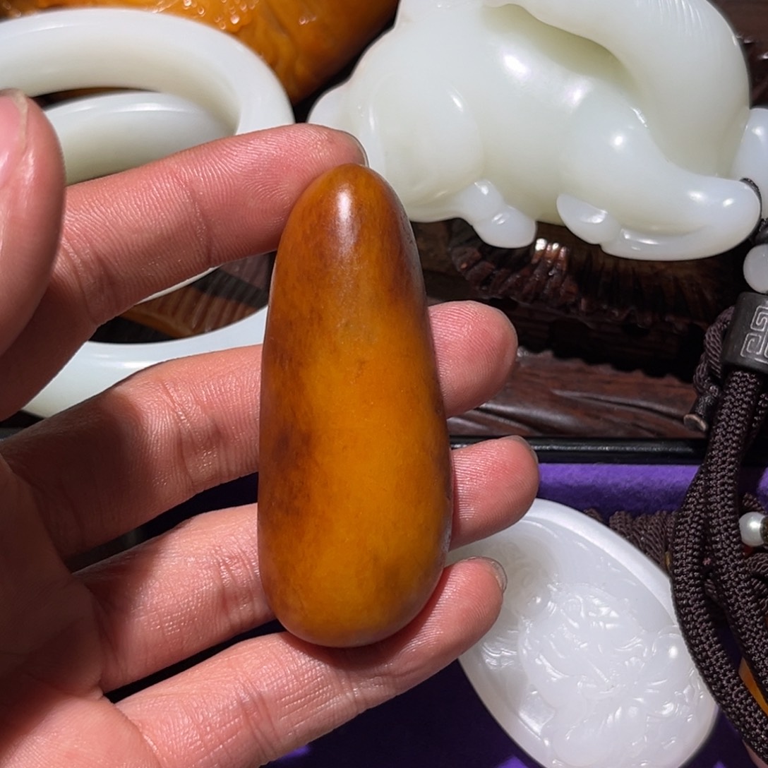 和田玉挂件未镶嵌