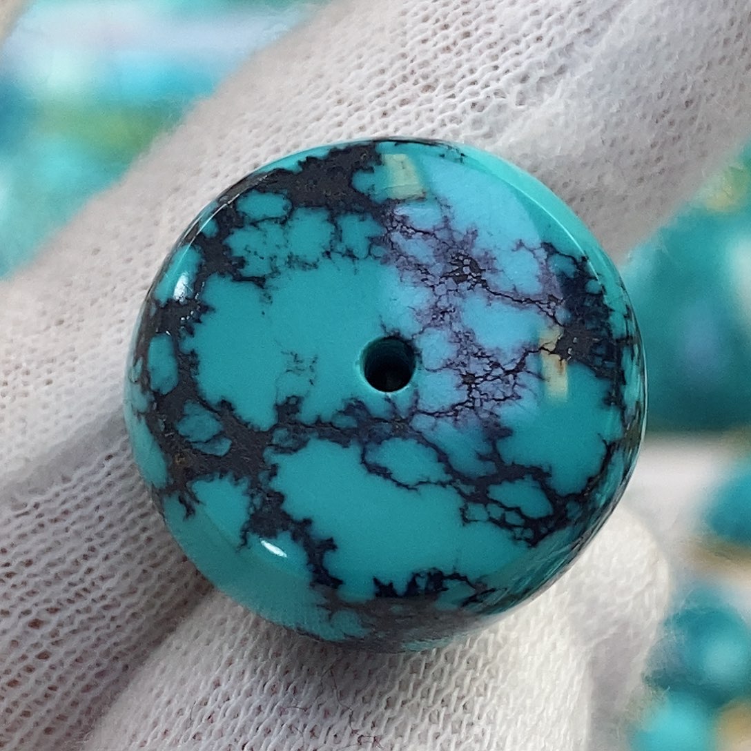 绿松石配饰未镶嵌