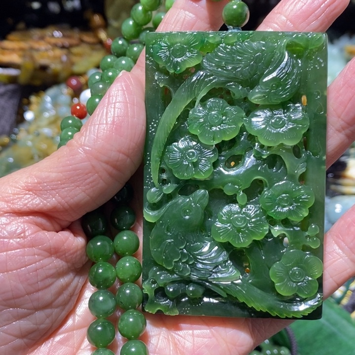 和田玉颈饰未镶嵌