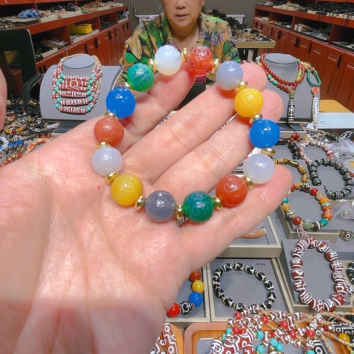 未镶嵌玛瑙/玉髓珠宝奇石