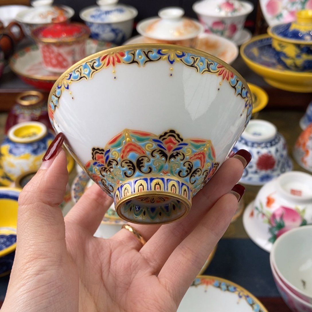 陶瓷艺术家的作品也是