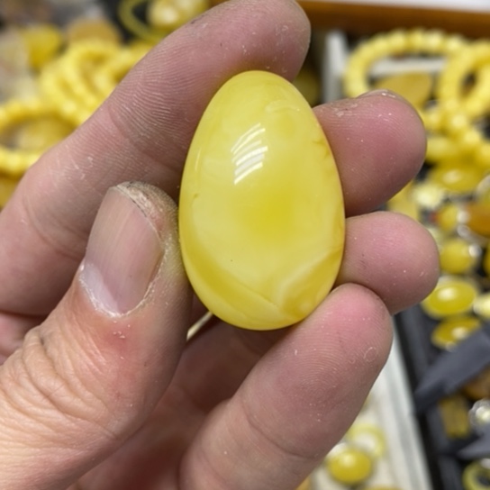 蜜蜡裸石未镶嵌吊坠