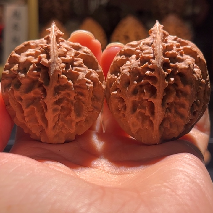 吊坠文玩核桃狼牙趸9