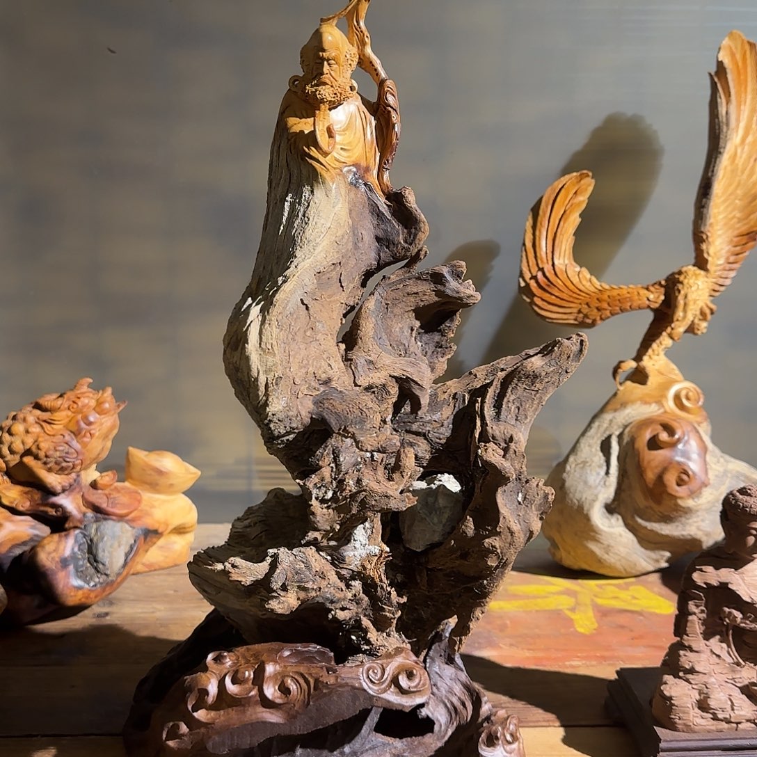 珠***宿柏木（崖柏）太行集团董事