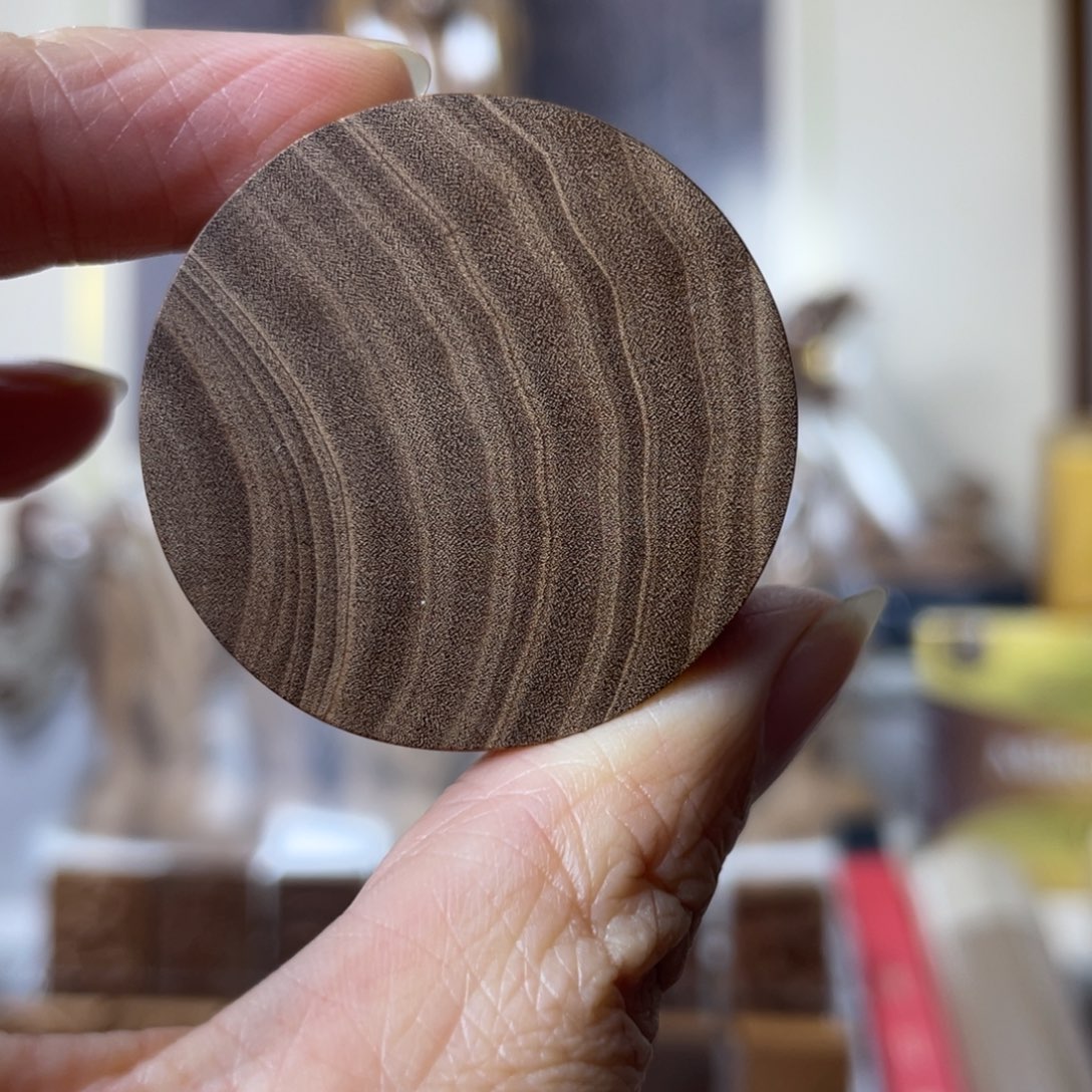 行***空把件檀香木老山檀香老料横纹无事牌