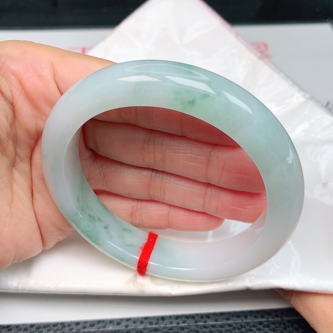 未镶嵌手镯翡翠飘绿14