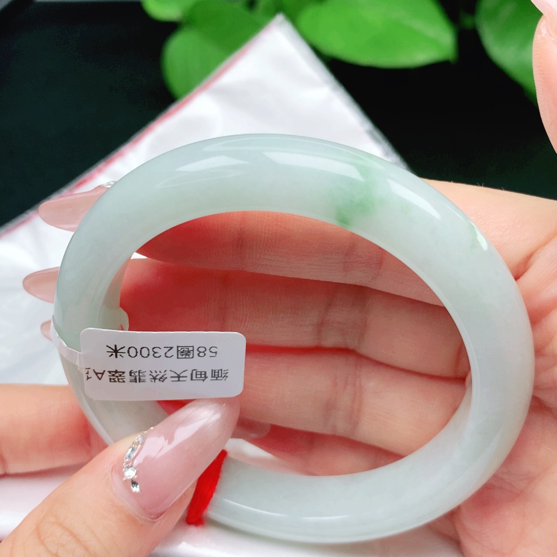 翡翠手镯未镶嵌58 57 58