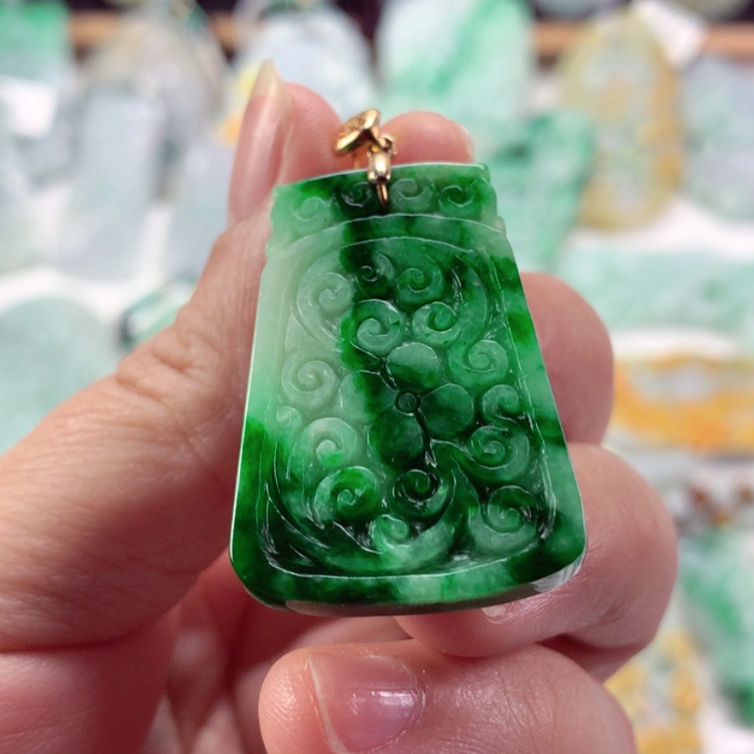 【闪购商品】翡翠吊坠(不含链)未镶嵌