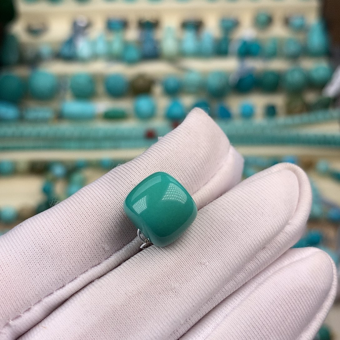 绿松石未镶嵌珠宝奇石11.5