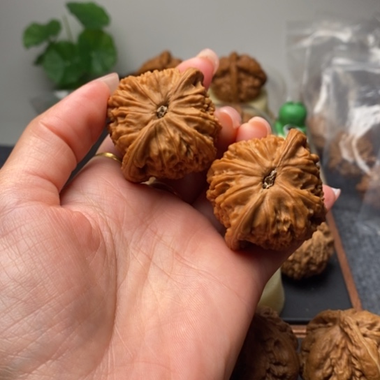 吊坠文玩核桃全品44红狮子