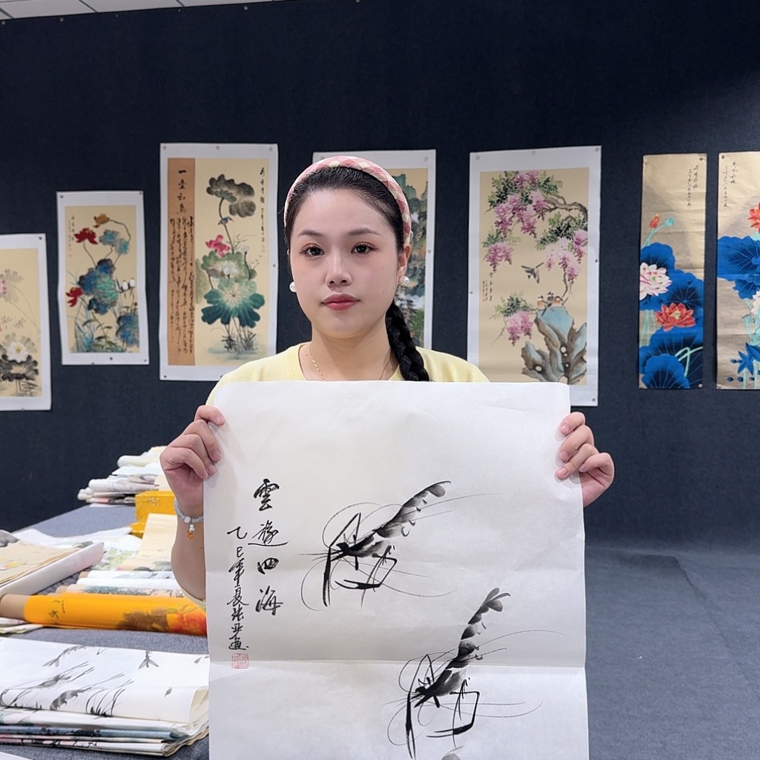 国画非常精美的一副作品