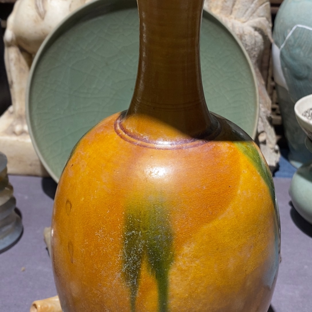 甜***瓜茶盏巩县窑黄釉长颈瓶