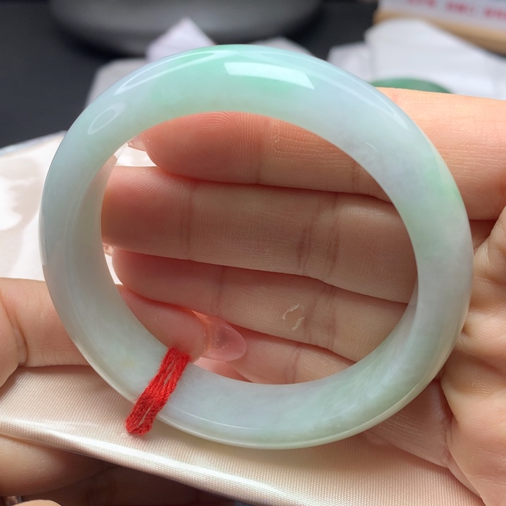 翡翠手镯未镶嵌58585959