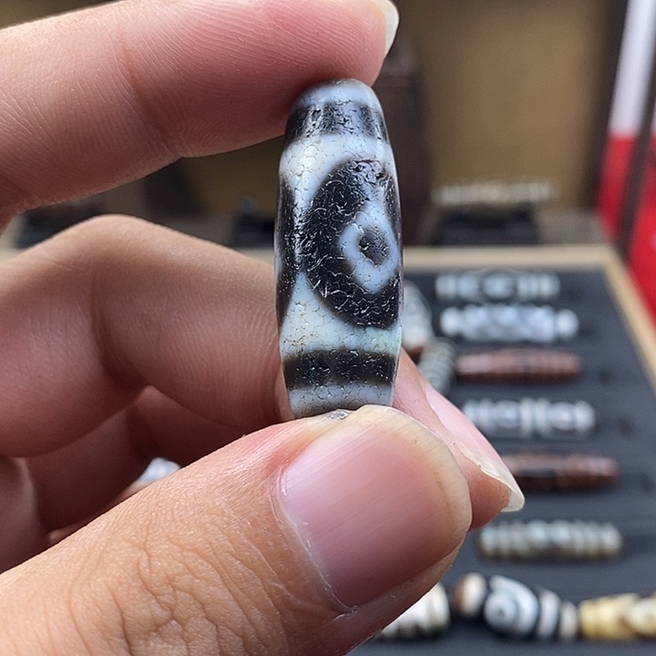 玛瑙/玉髓散珠左*.