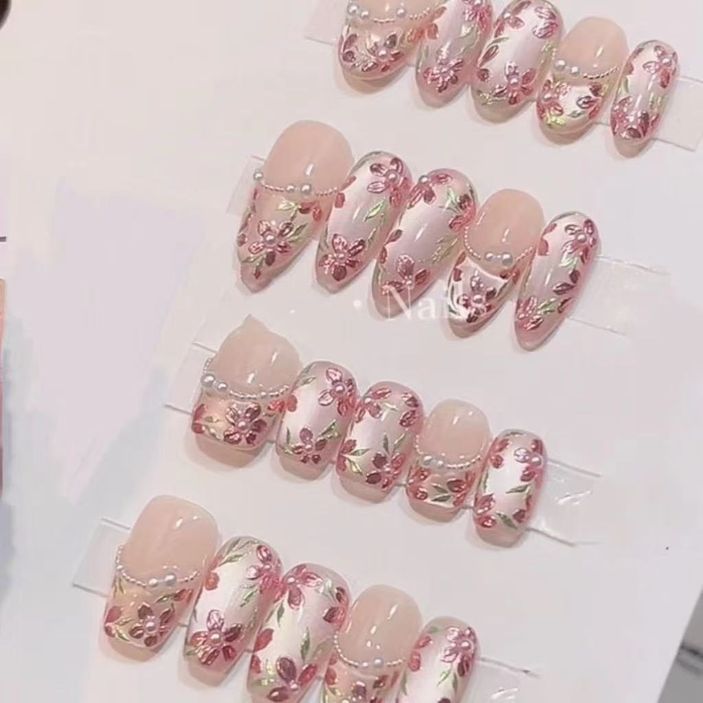 【新款】2025新款贴片甲美甲秋冬跨年氛围感美甲秋禾