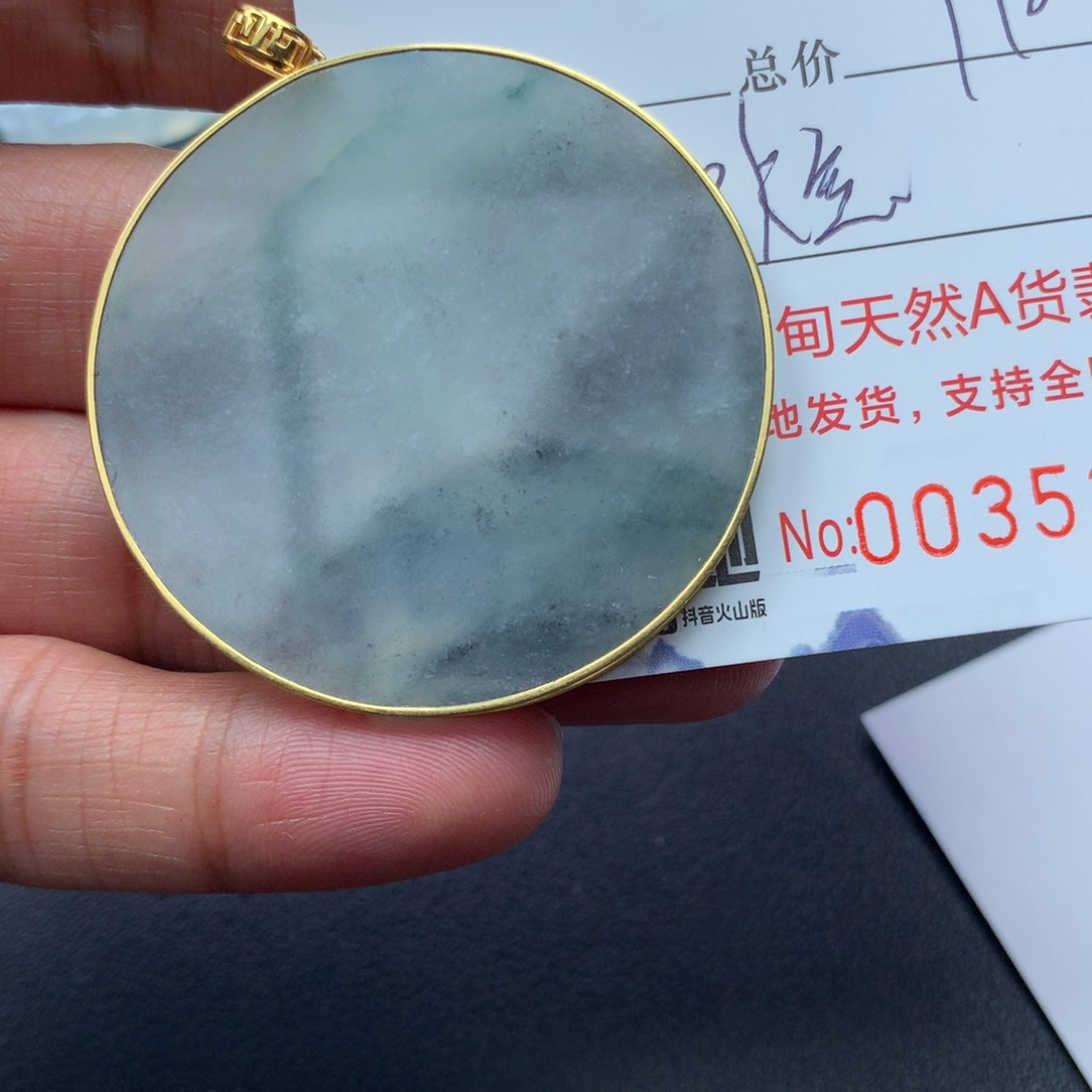 翡翠颈饰18K金镶嵌闭**神缅甸天然A货翡翠