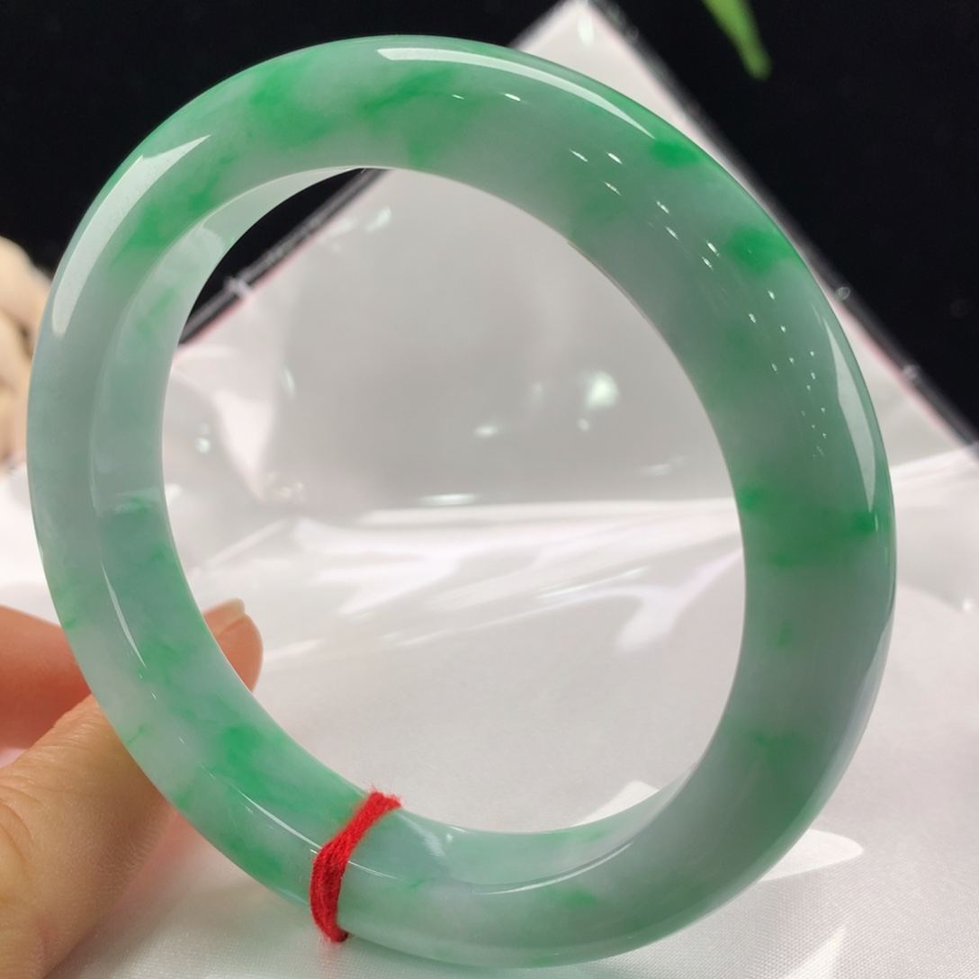 翡翠未镶嵌手镯111-0261