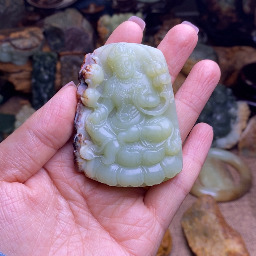 新***！岫岩河磨玉（透闪石质玉）未镶嵌挂件