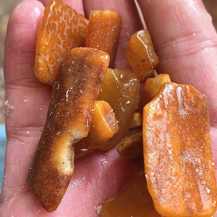 蜜蜡裸石未镶嵌吊坠