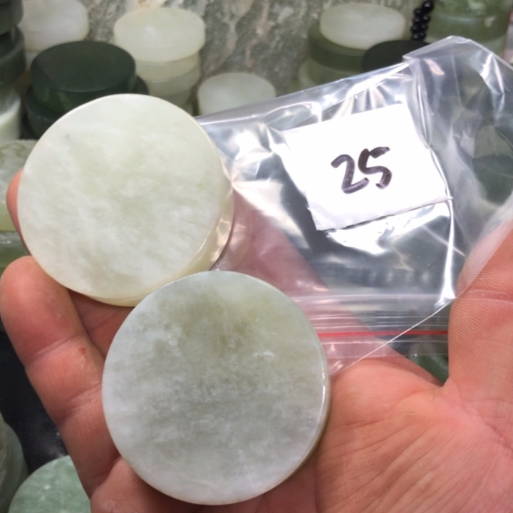 蛇纹石玉天然岫玉半成品手镯心未镶嵌