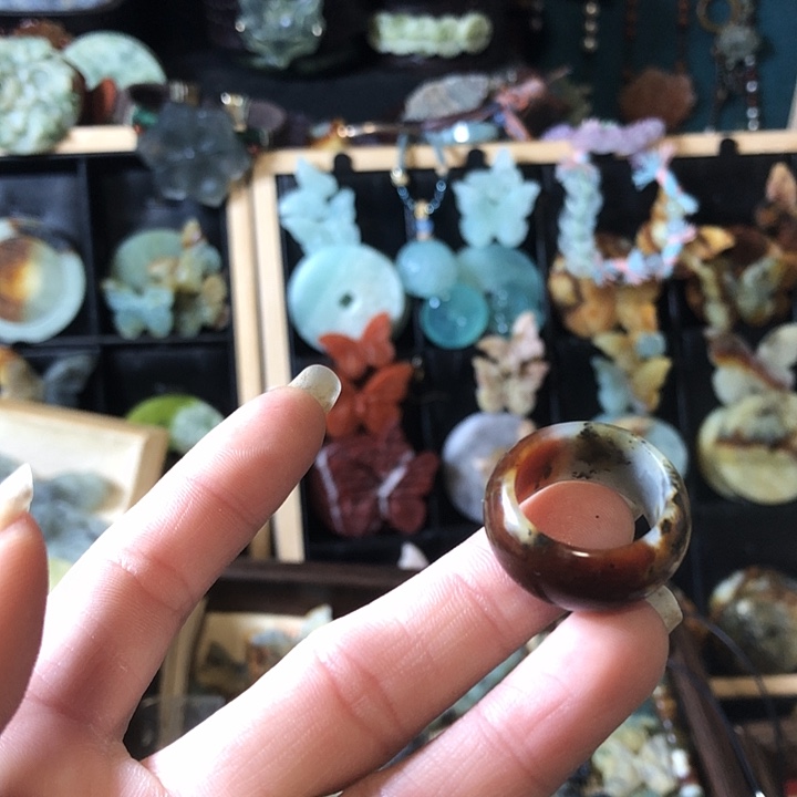 岫玉未镶嵌岫玉戒指