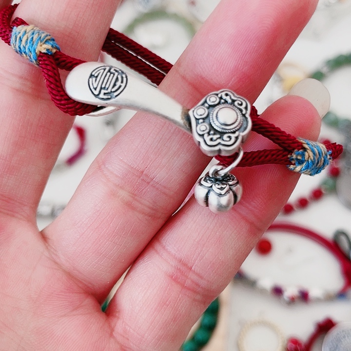 珐琅吊坠足银如意