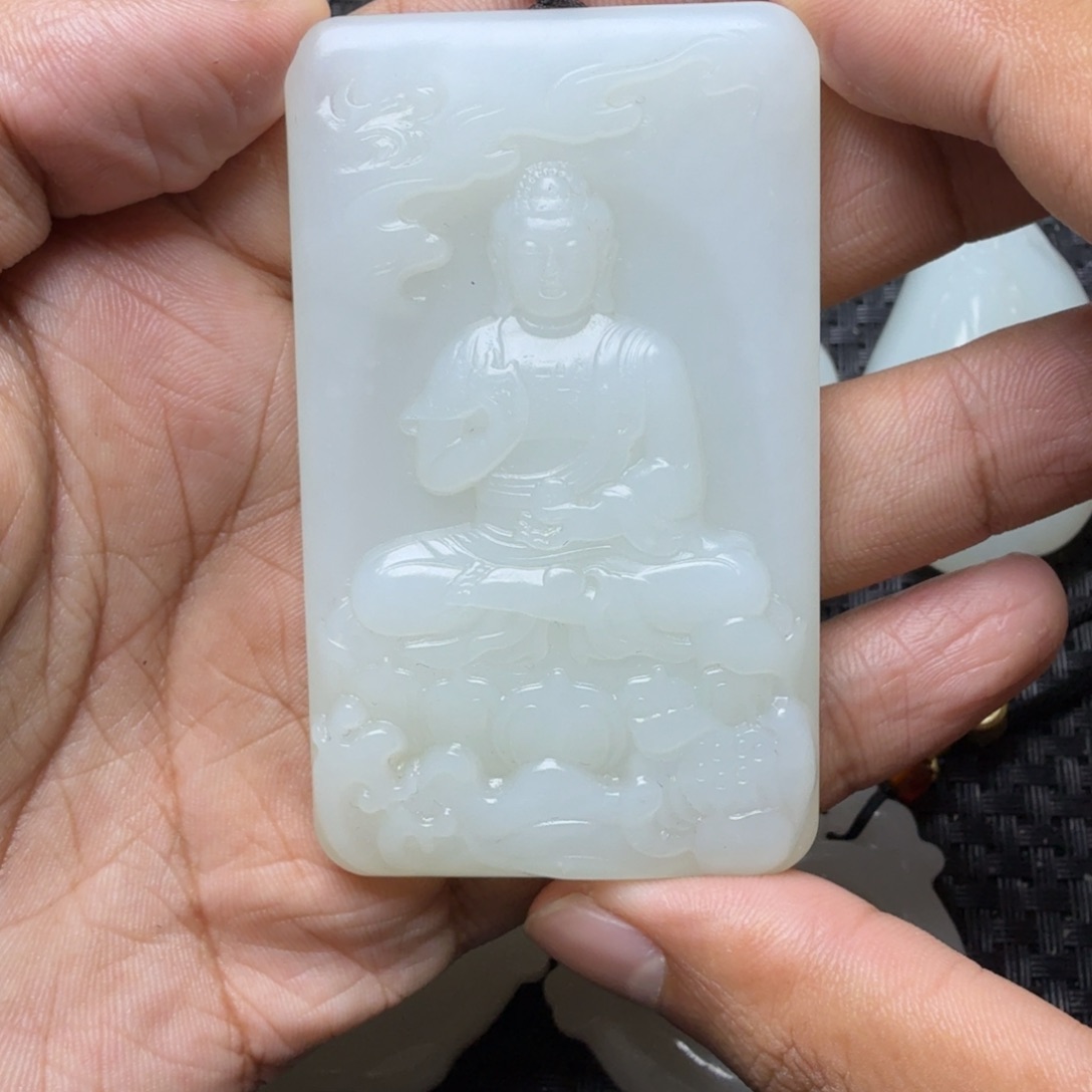 未镶嵌和田玉挂件