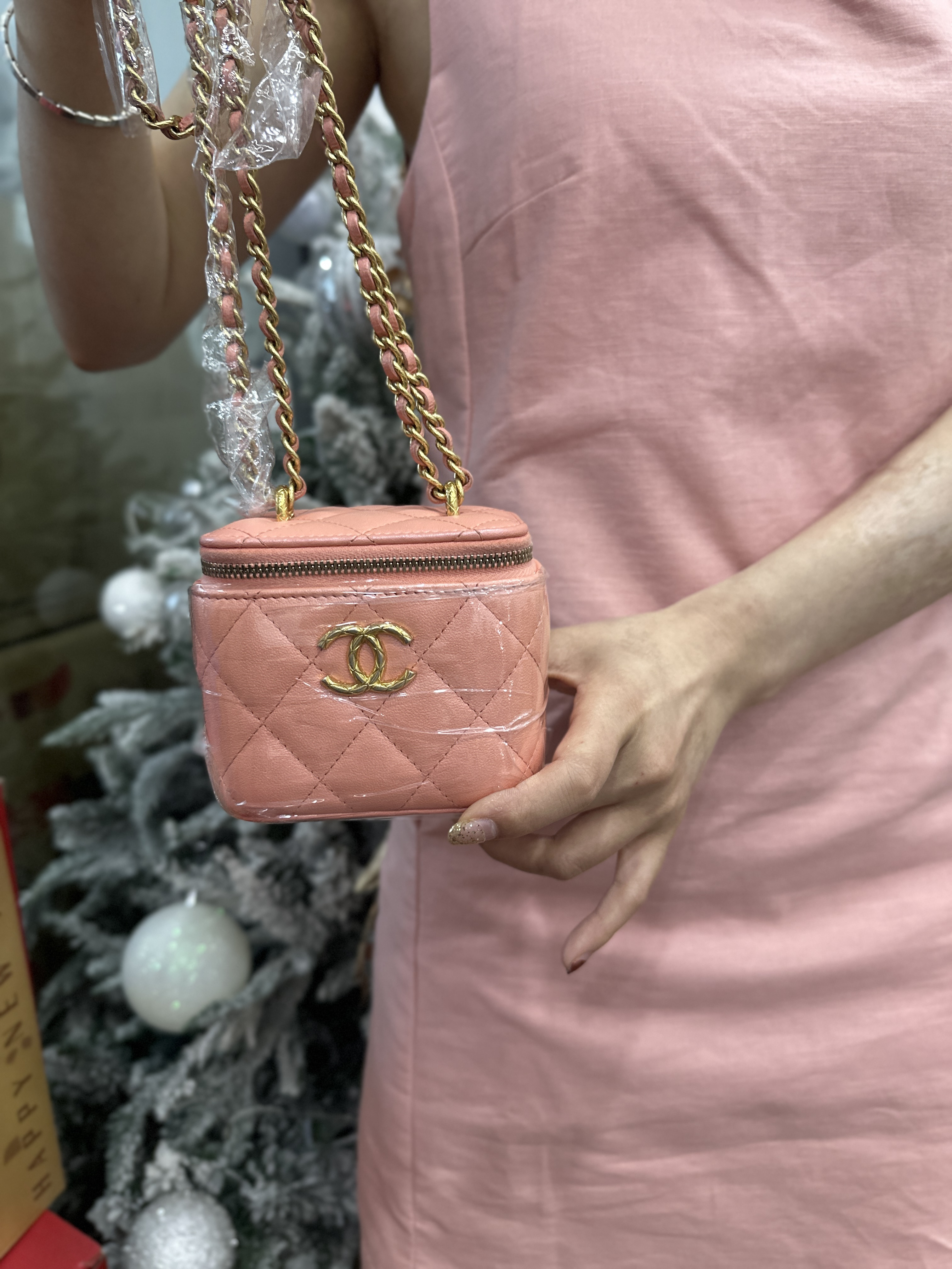 99新 Chanel/香奈儿 西柚粉双链条小盒子（芯片）