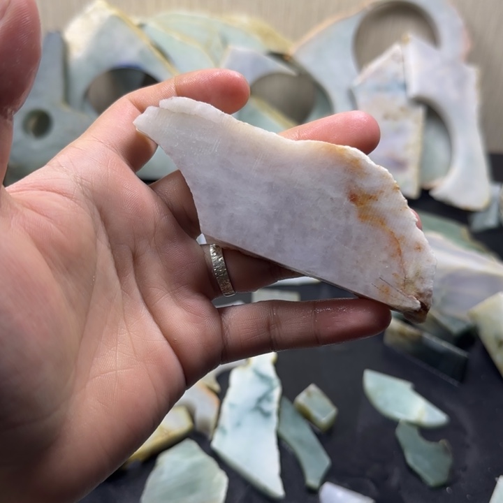 翡翠未镶嵌颈饰纯天然缅甸翡翠