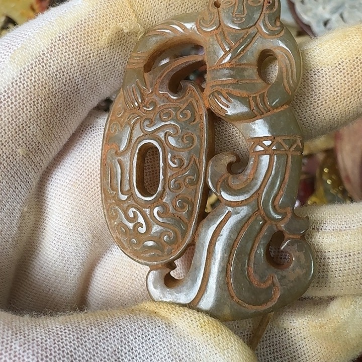 和田玉未镶嵌挂件