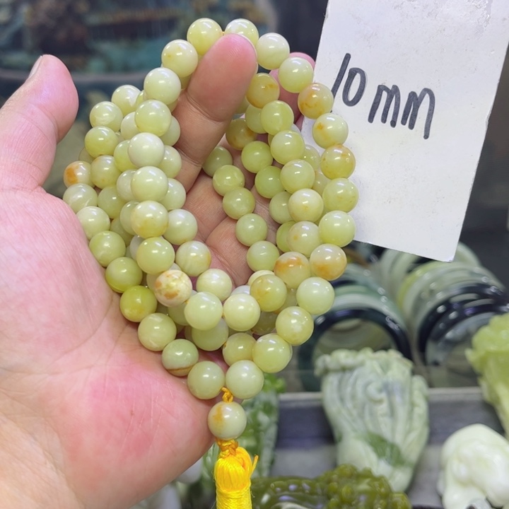 蛇纹石玉颈饰多样性发货未镶嵌