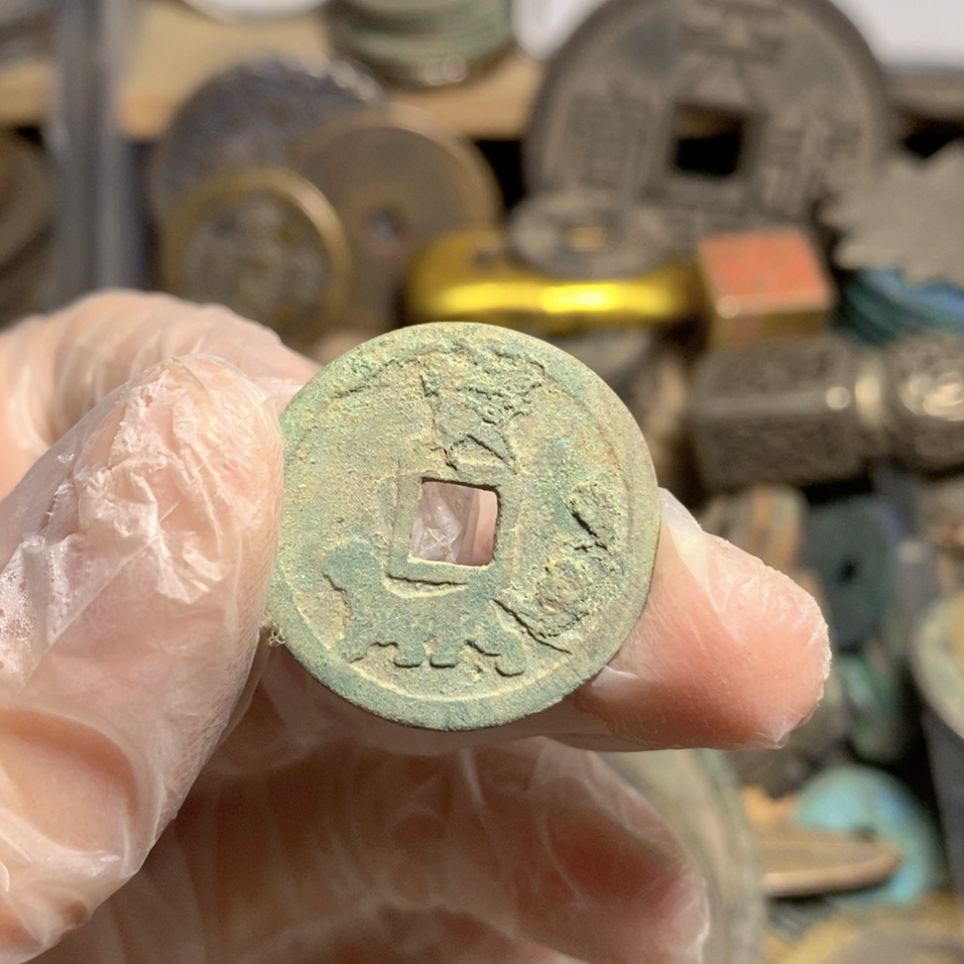 铜现代工艺品学习币