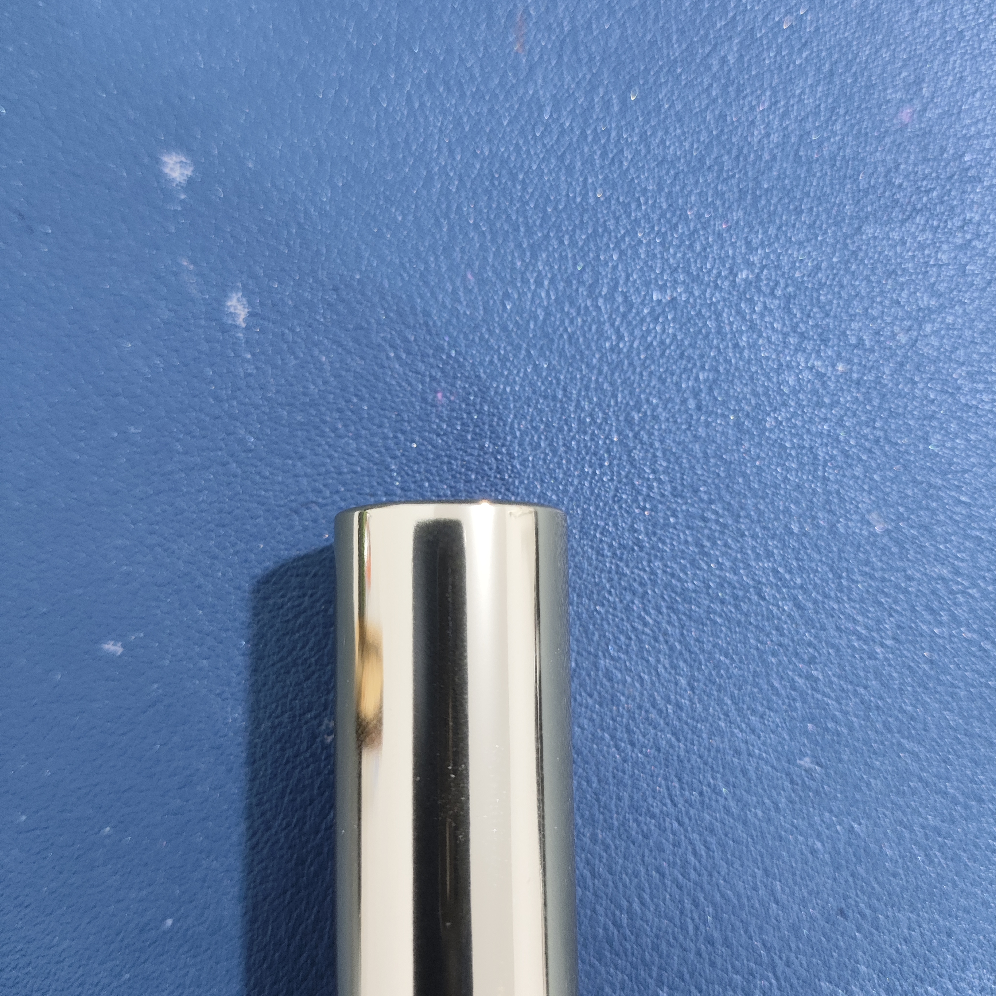 古 粉色的金管唇膏#400
