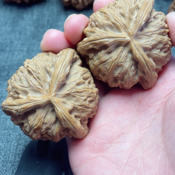 工艺三棱宫灯三棱